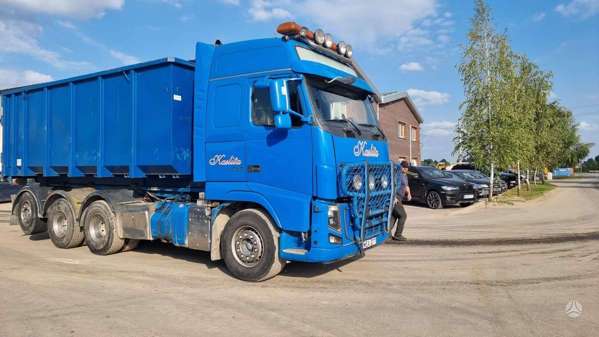 Volvo FH 16, hooklift trucks