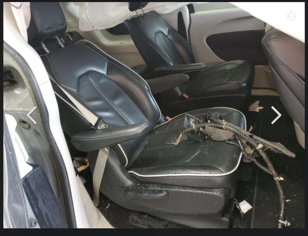Chrysler Pacifica Rida 75tūkst