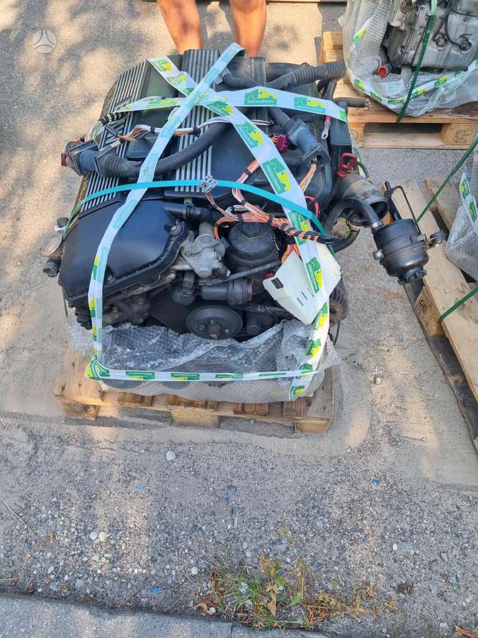 BMW 5 serija, M54B25, variklis