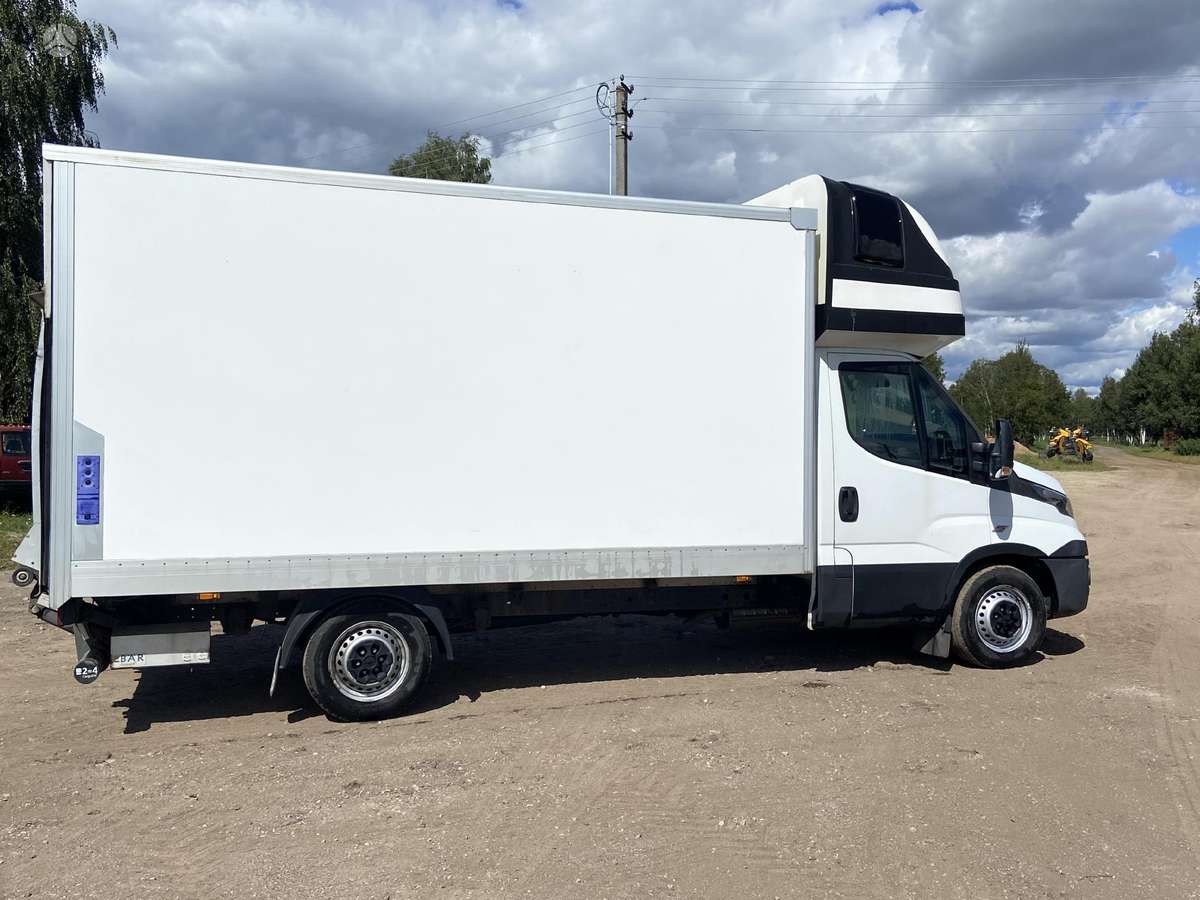 Iveco Daily, cargo van