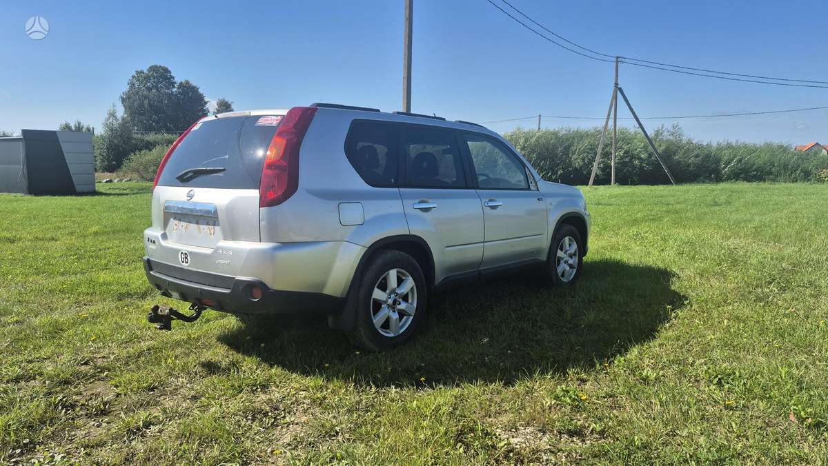 Nissan X-Trail dalimis