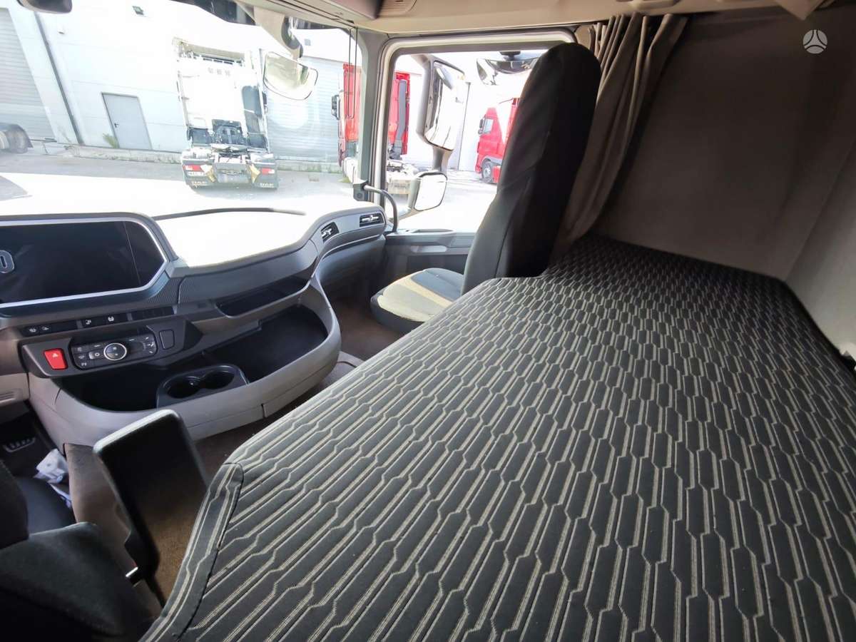 DAF Xf, 2 miegamosios vietos