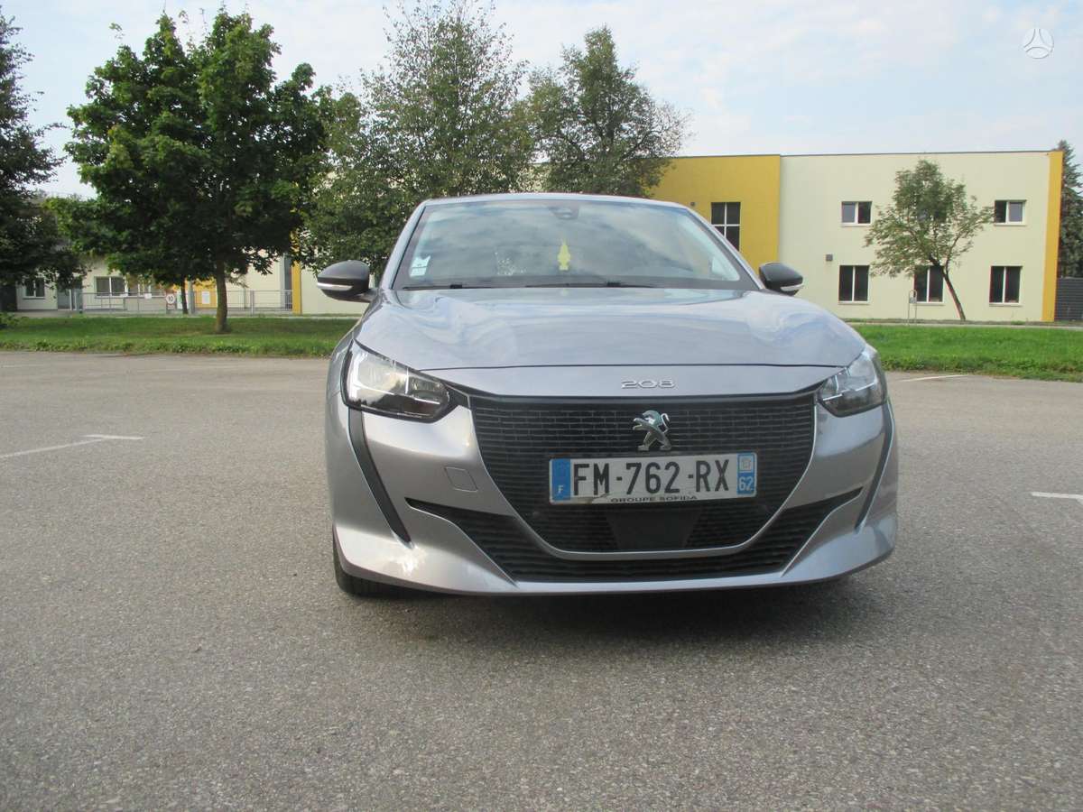 Peugeot 208, 1.2 l., hatchback