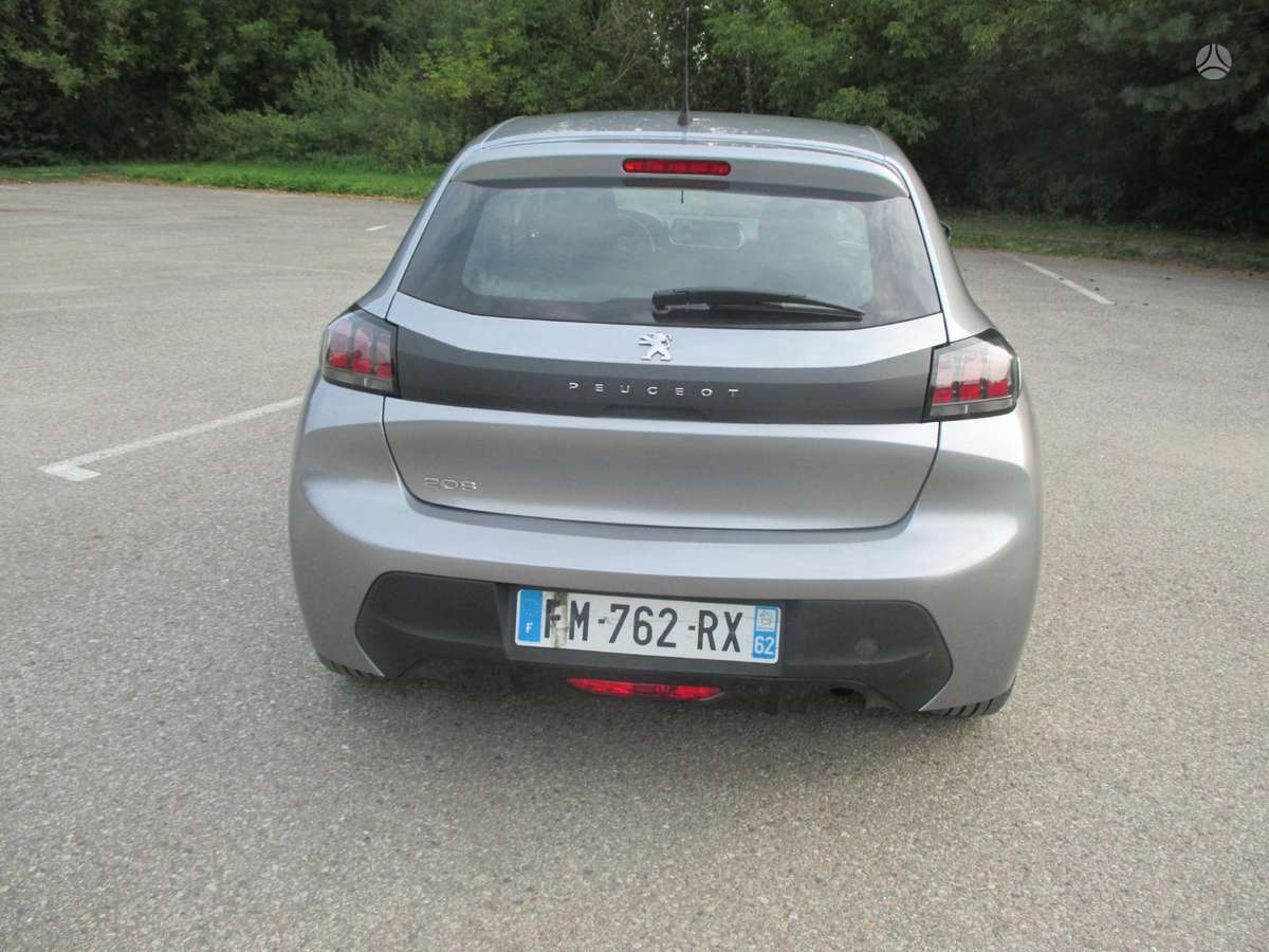 Peugeot 208, 1.2 l., hatchback