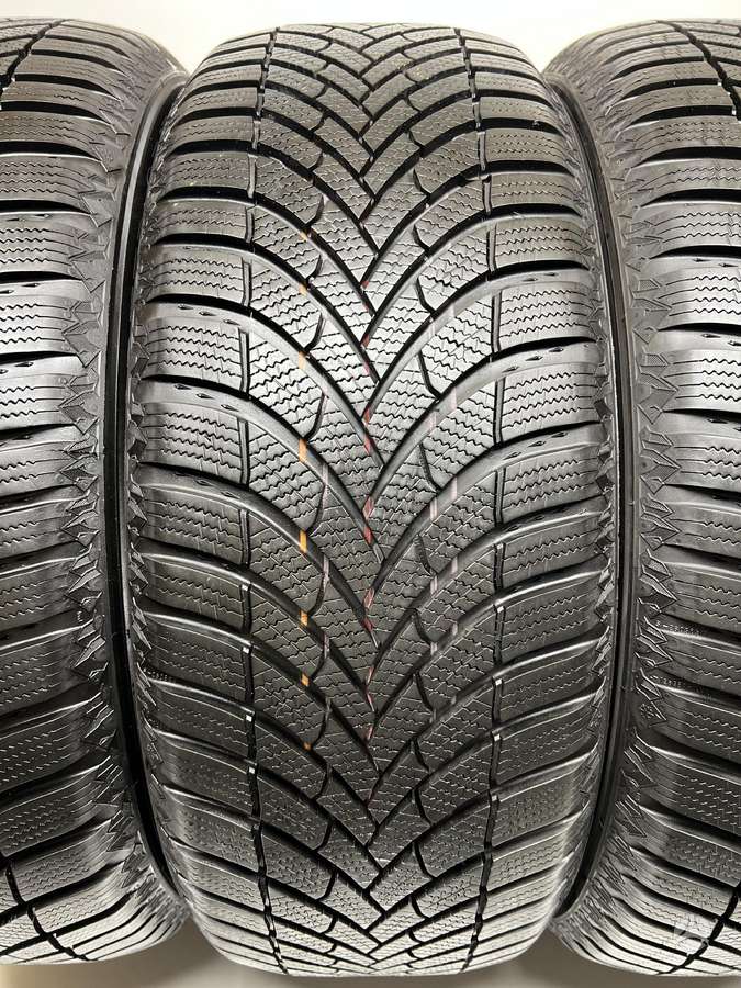 Semperit SpeedGrip 5 2022m, žieminės 235/55 R19