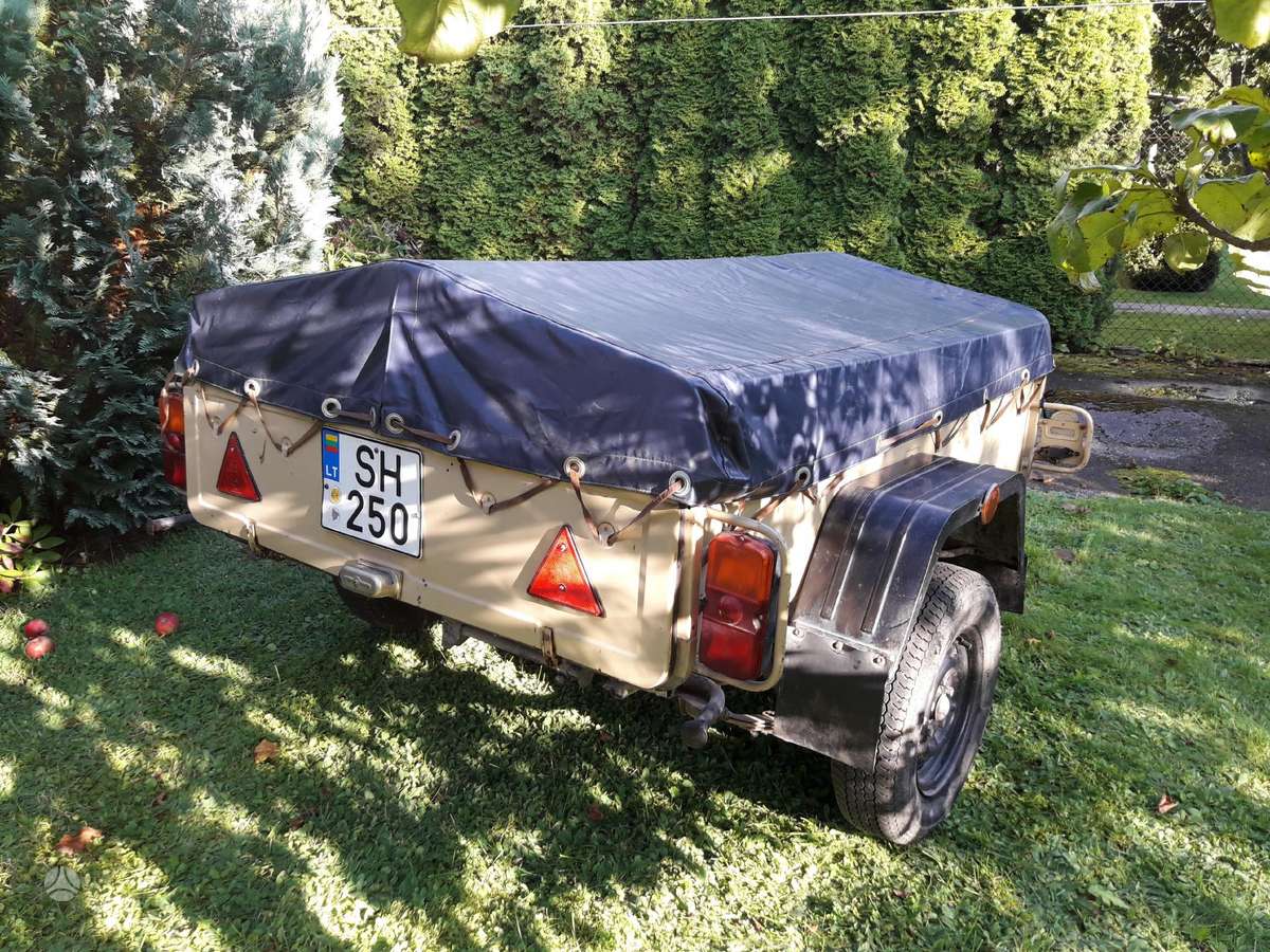 -Kita-, passenger car trailers