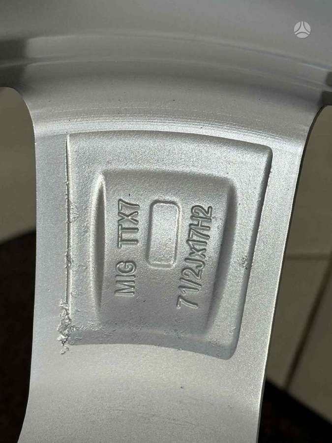 Dezent ORIGINALŪS NR.904, light alloy, R17