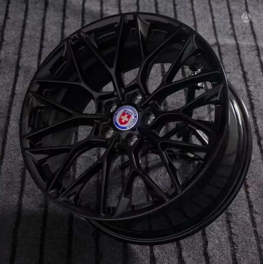 HRE Performance Wheels Style P220, light alloy, R18