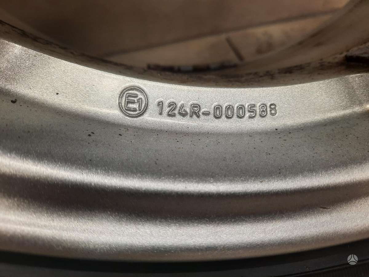 Nissan, lengvojo lydinio, R17