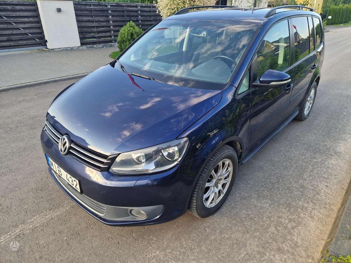 Volkswagen Touran - 8