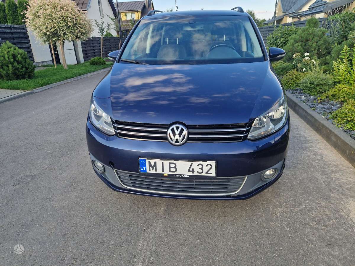Volkswagen Touran - 9