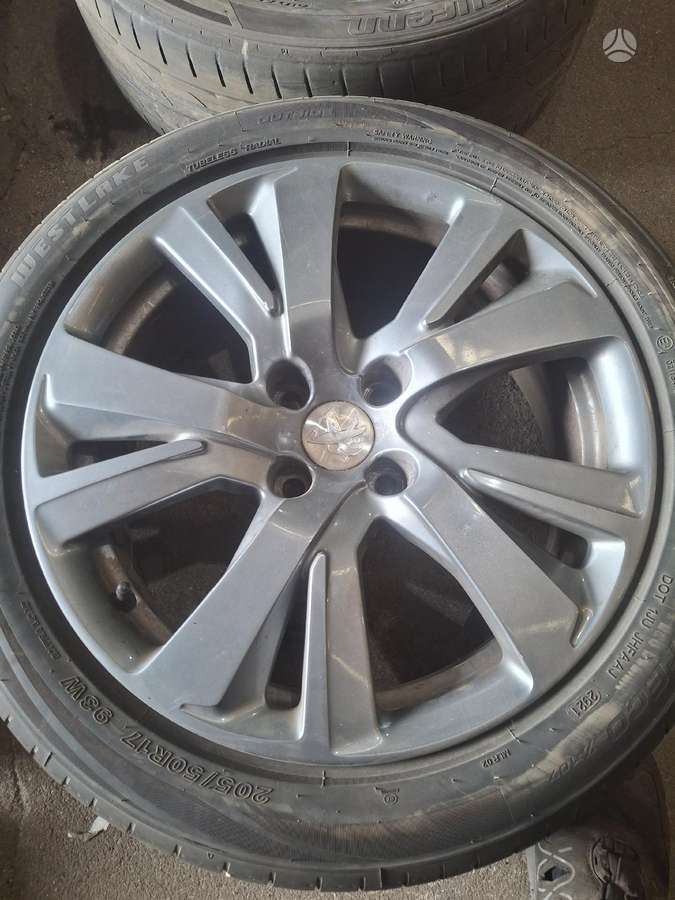 Peugeot, lengvojo lydinio, R17