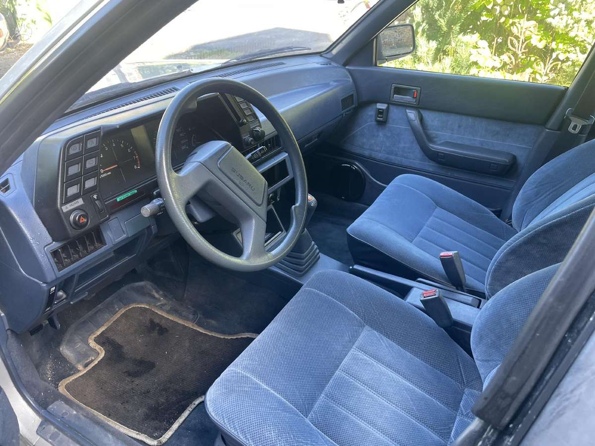 Subaru Leone, 1.8 l., Седан