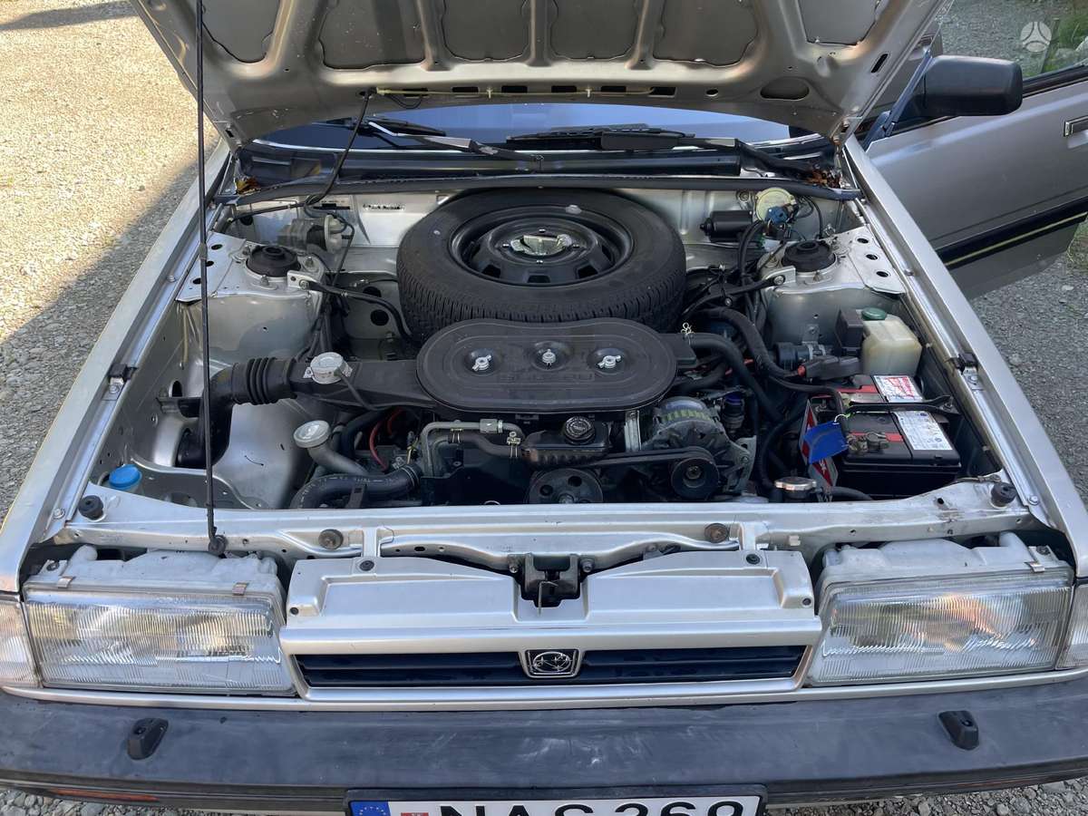 Subaru Leone, 1.8 l., Седан
