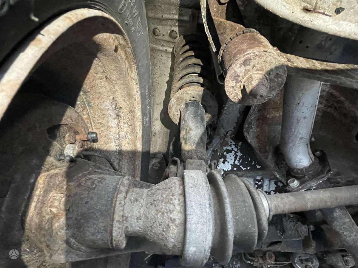 Subaru Leone, 1.8 l., Седан