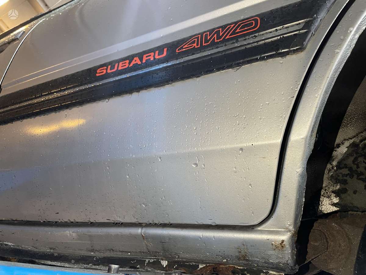 Subaru Leone, 1.8 l., Седан