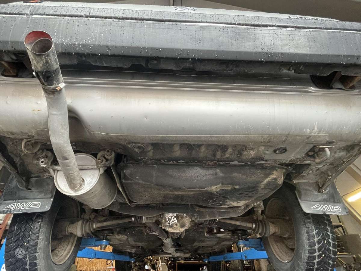 Subaru Leone, 1.8 l., Седан