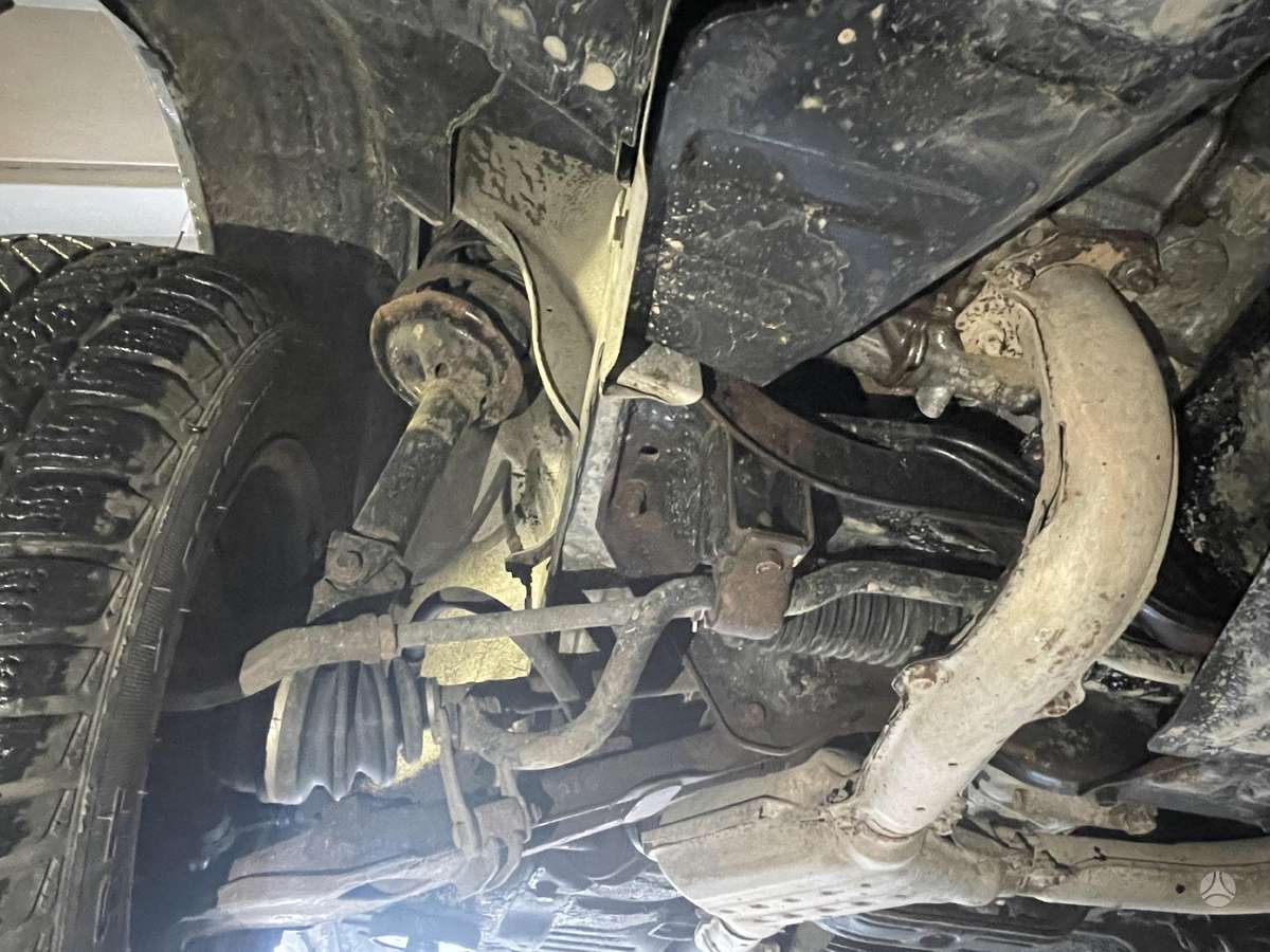 Subaru Leone, 1.8 l., Седан