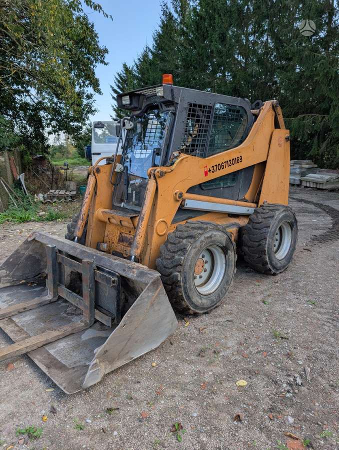 Case 95 XT, mini loaders