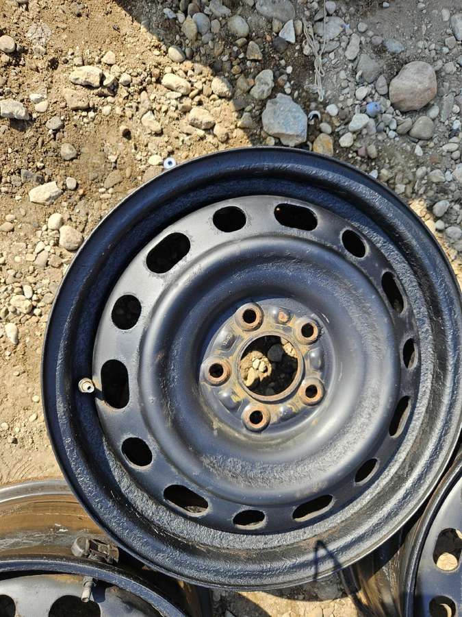 Mazda Mitsubishi, stamped steel, R16