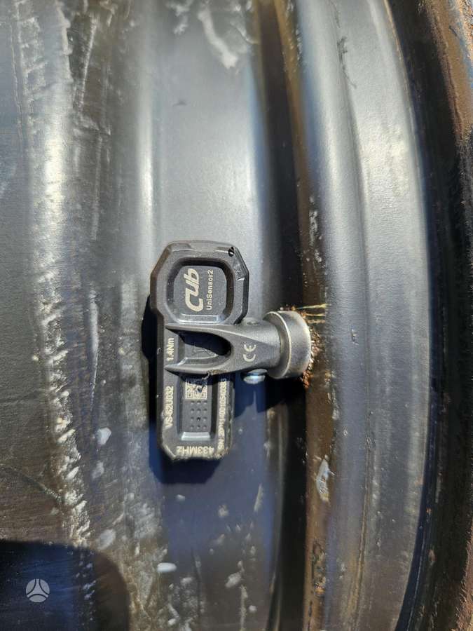 Mazda Mitsubishi, stamped steel, R16