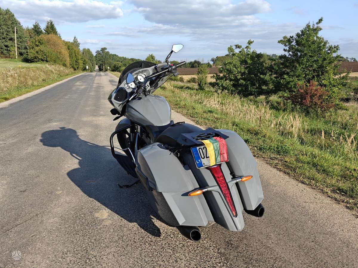 Victory Magnum 1700cc, choppers