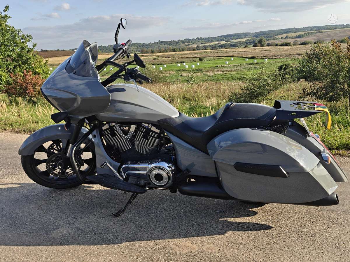 Victory Magnum 1700cc, choppers