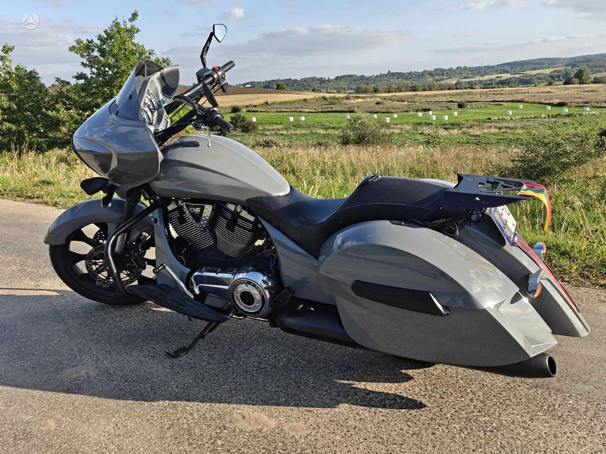 Victory Magnum 1700cc, choppers