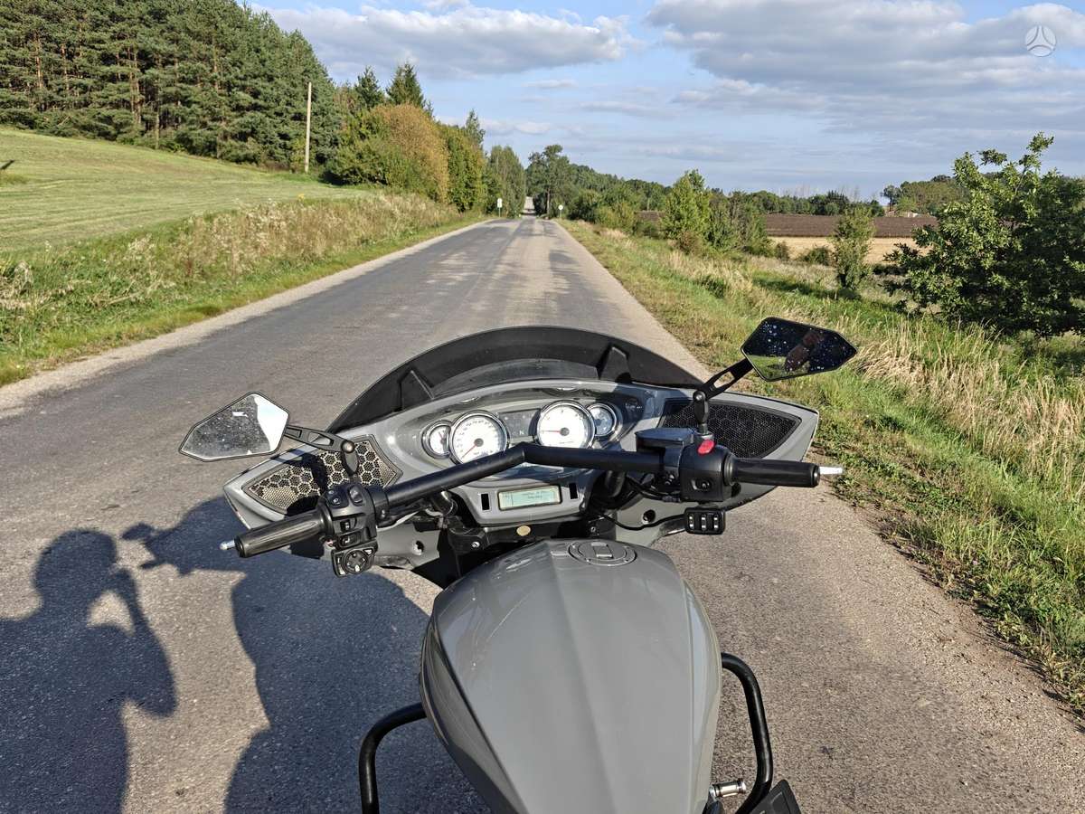 Victory Magnum 1700cc, choppers