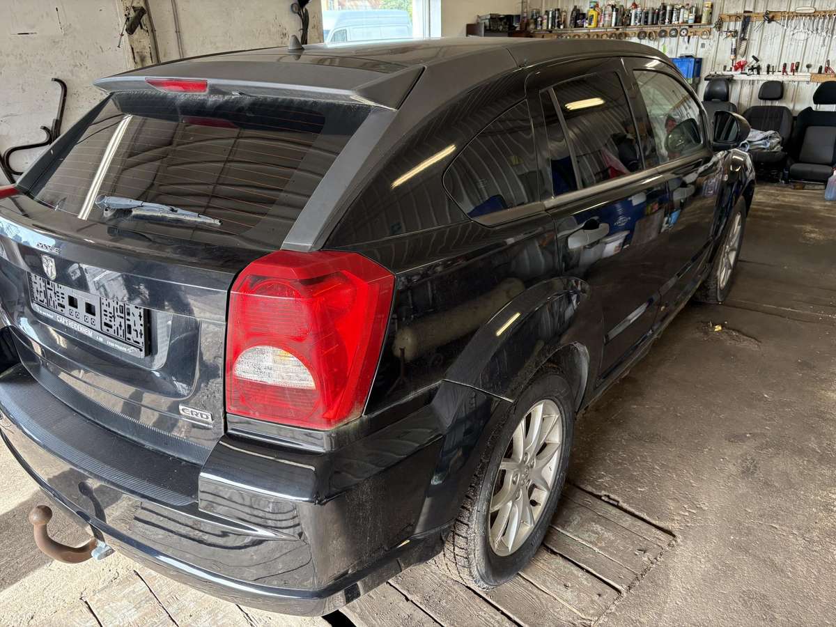 Dodge Caliber 37068366700