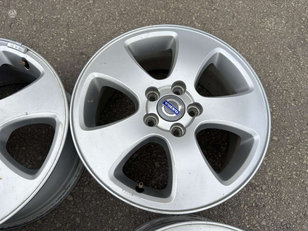 Volvo Originalūs R16, light alloy, R16