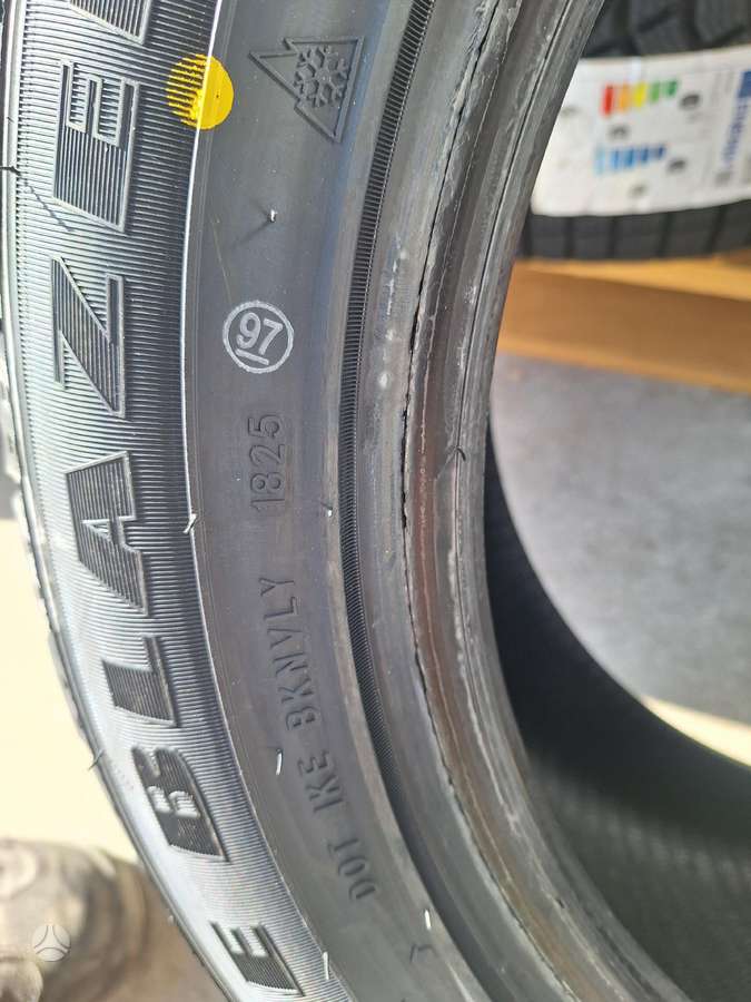 Sailun, ziemas 215/55 R17