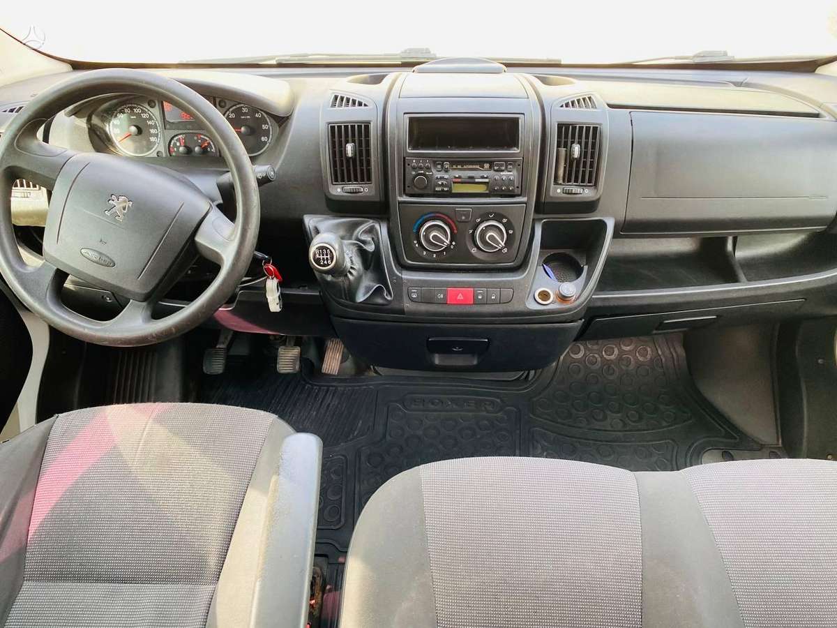Peugeot Boxer, cargo van