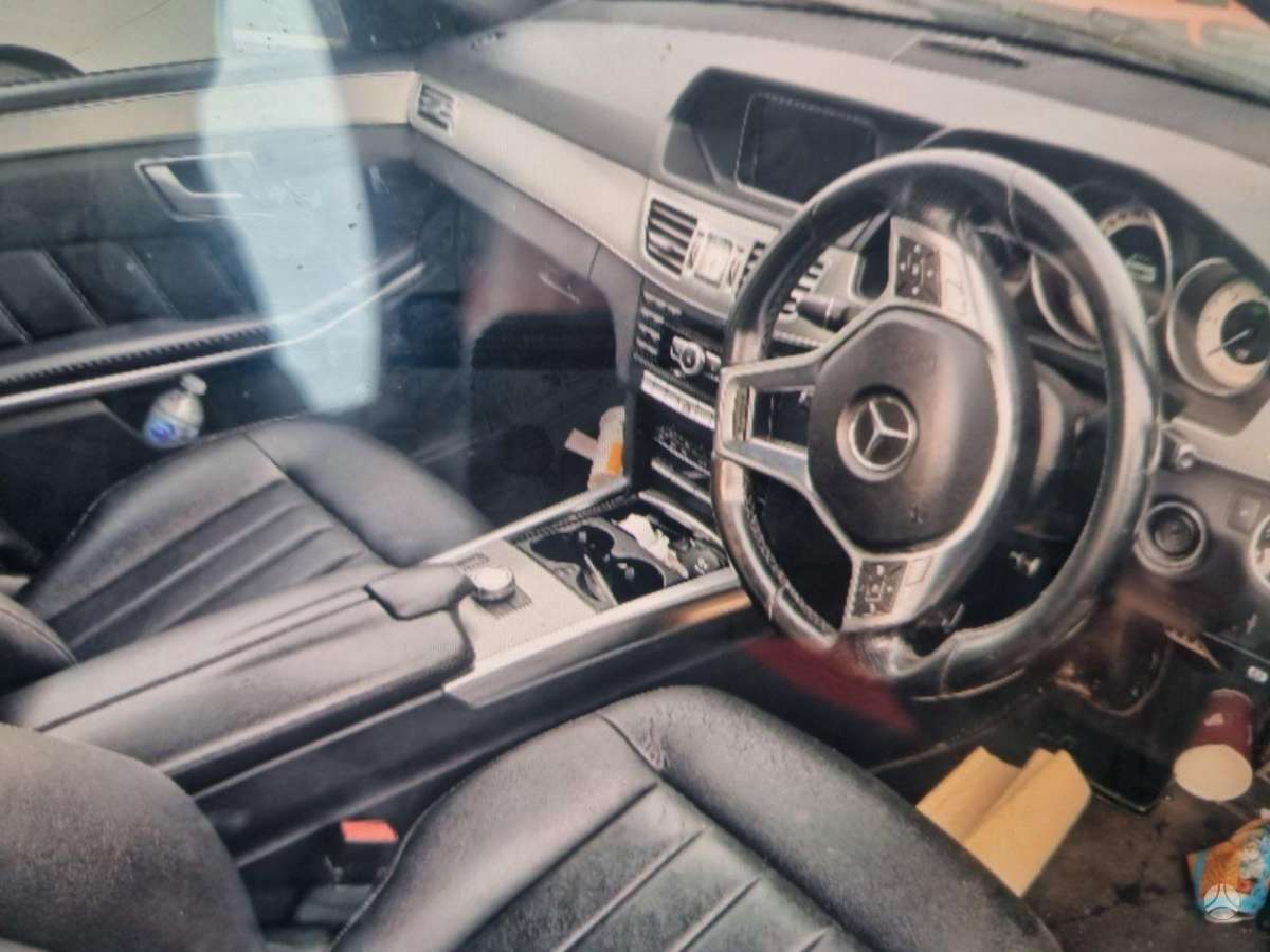 Mercedes-Benz E250