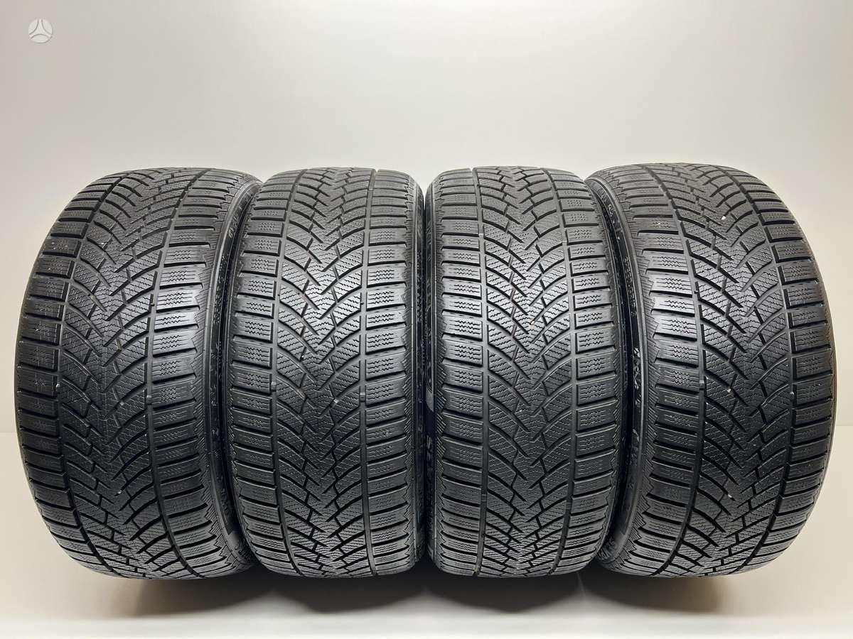 Semperit SpeedGrip 3 2022m, winter 235/35 R19