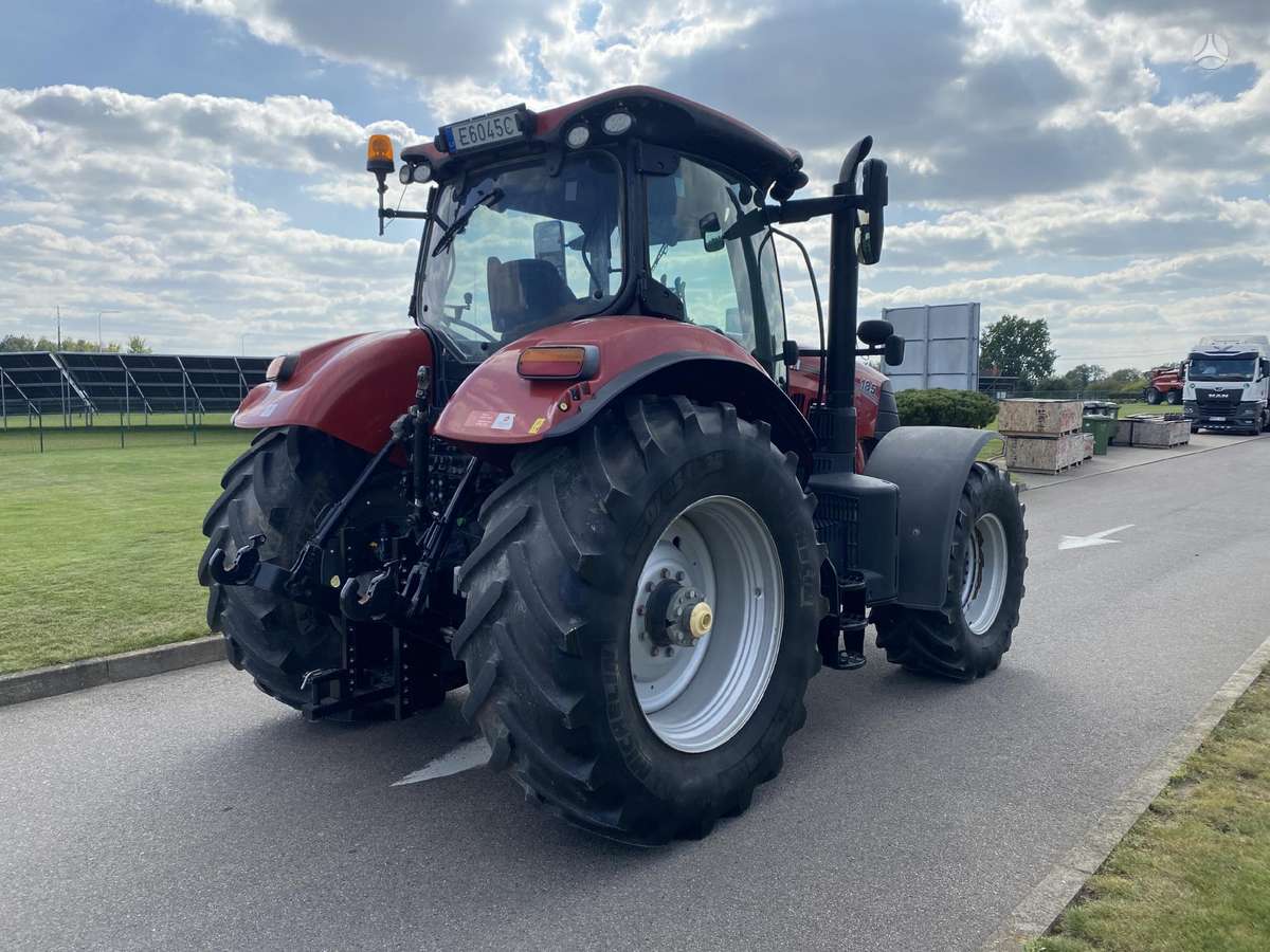 Case-IH Puma 185, tractors