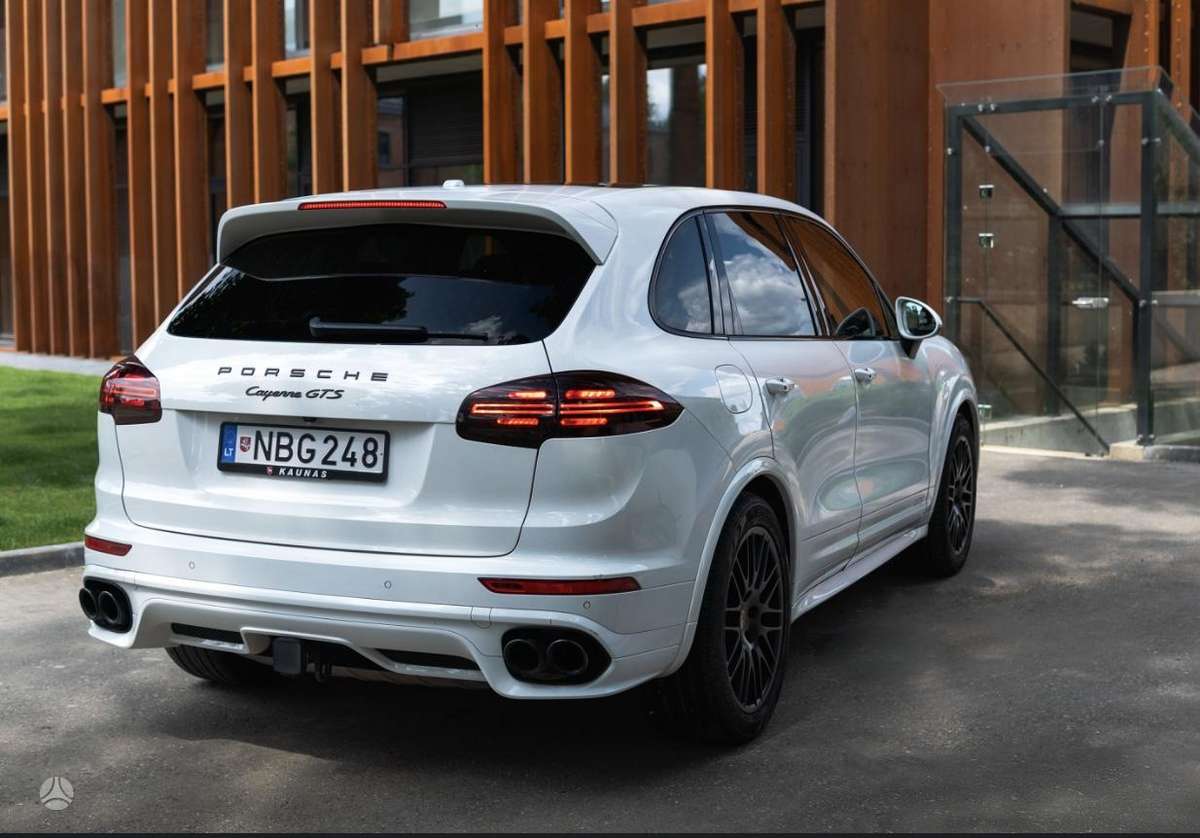 Porsche Cayenne, 3.6 l., off-road / crossover