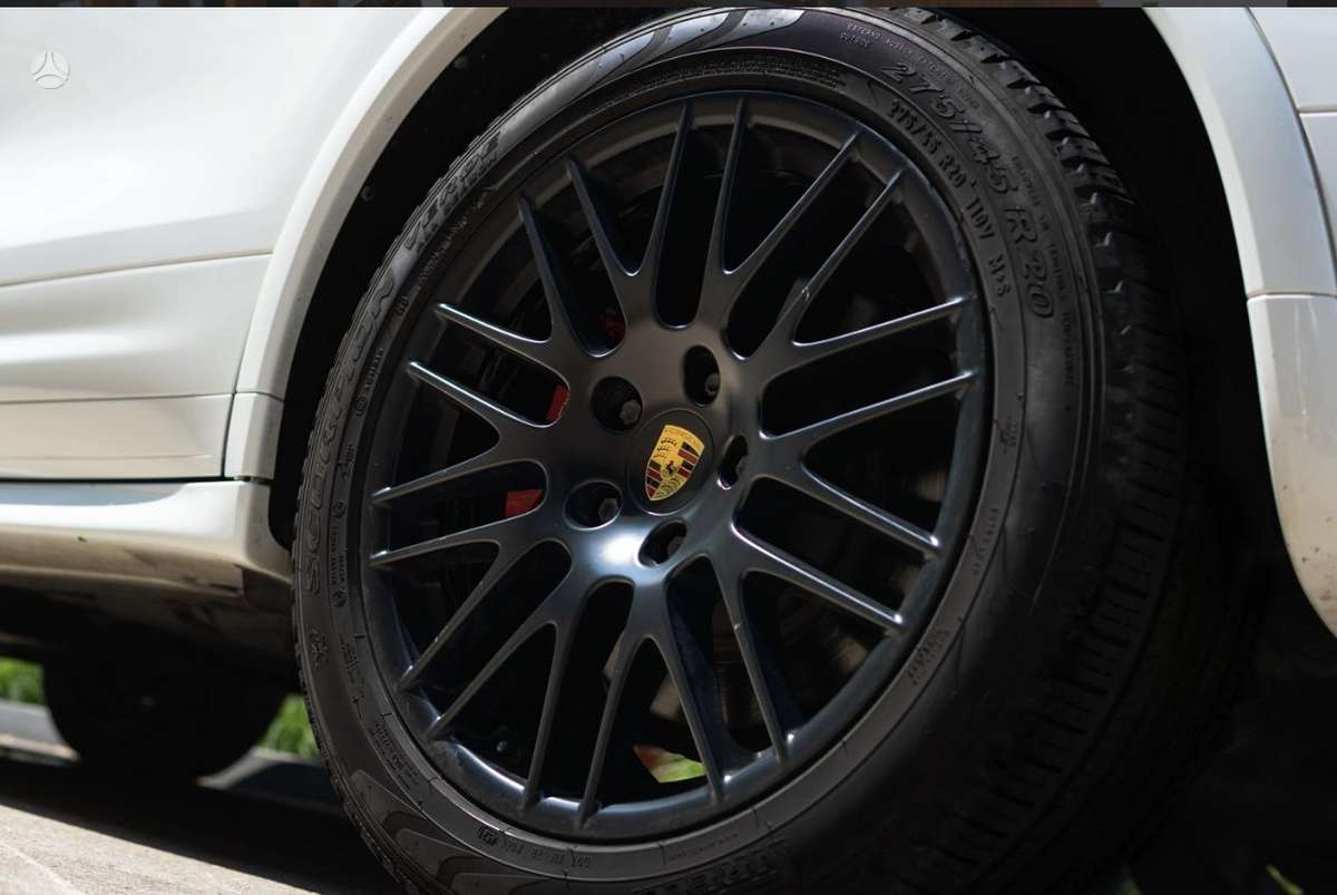 Porsche Cayenne, 3.6 l., off-road / crossover