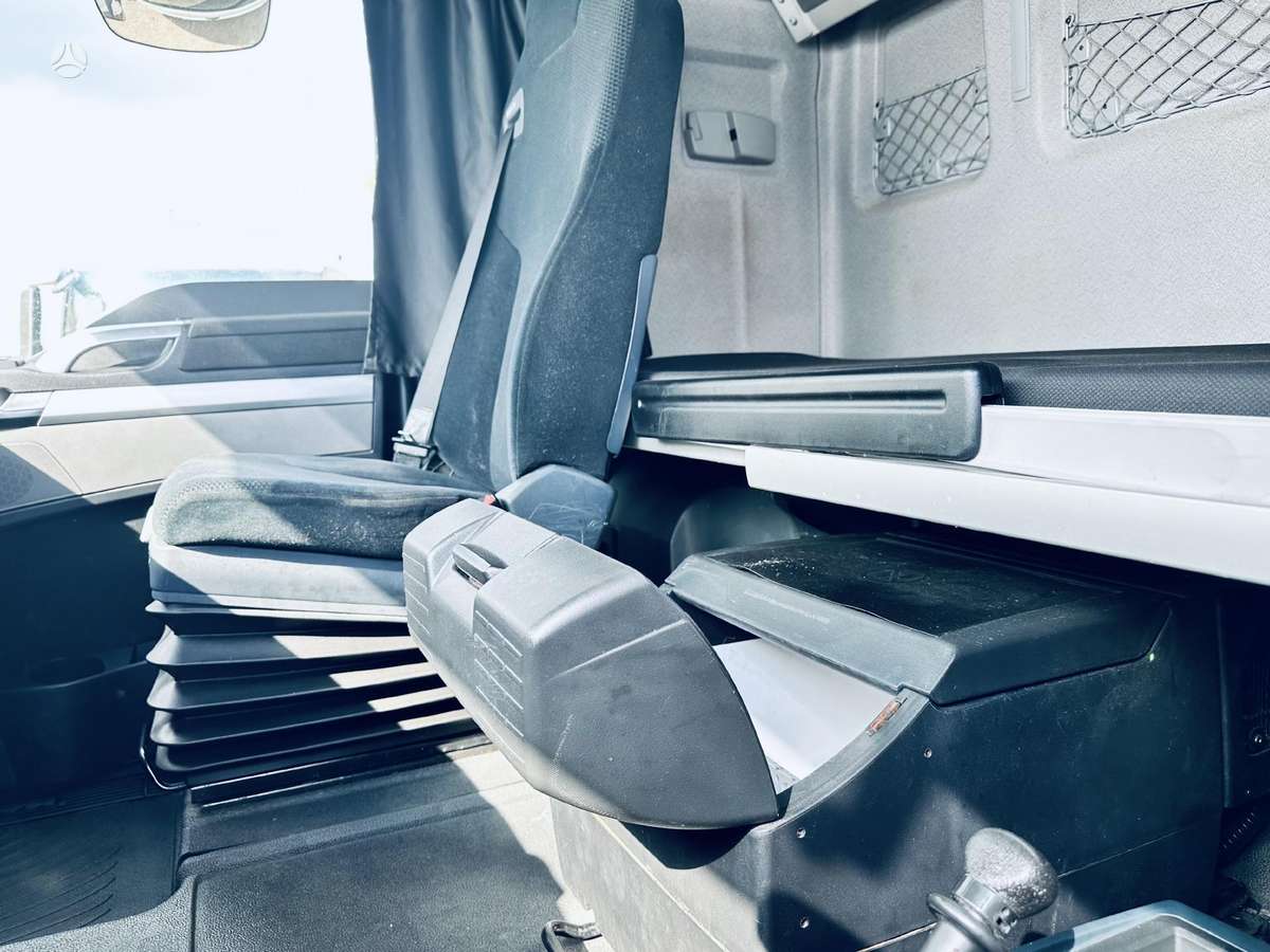 MAN TGX 18.440 Mega XL Kabina, double sleeper