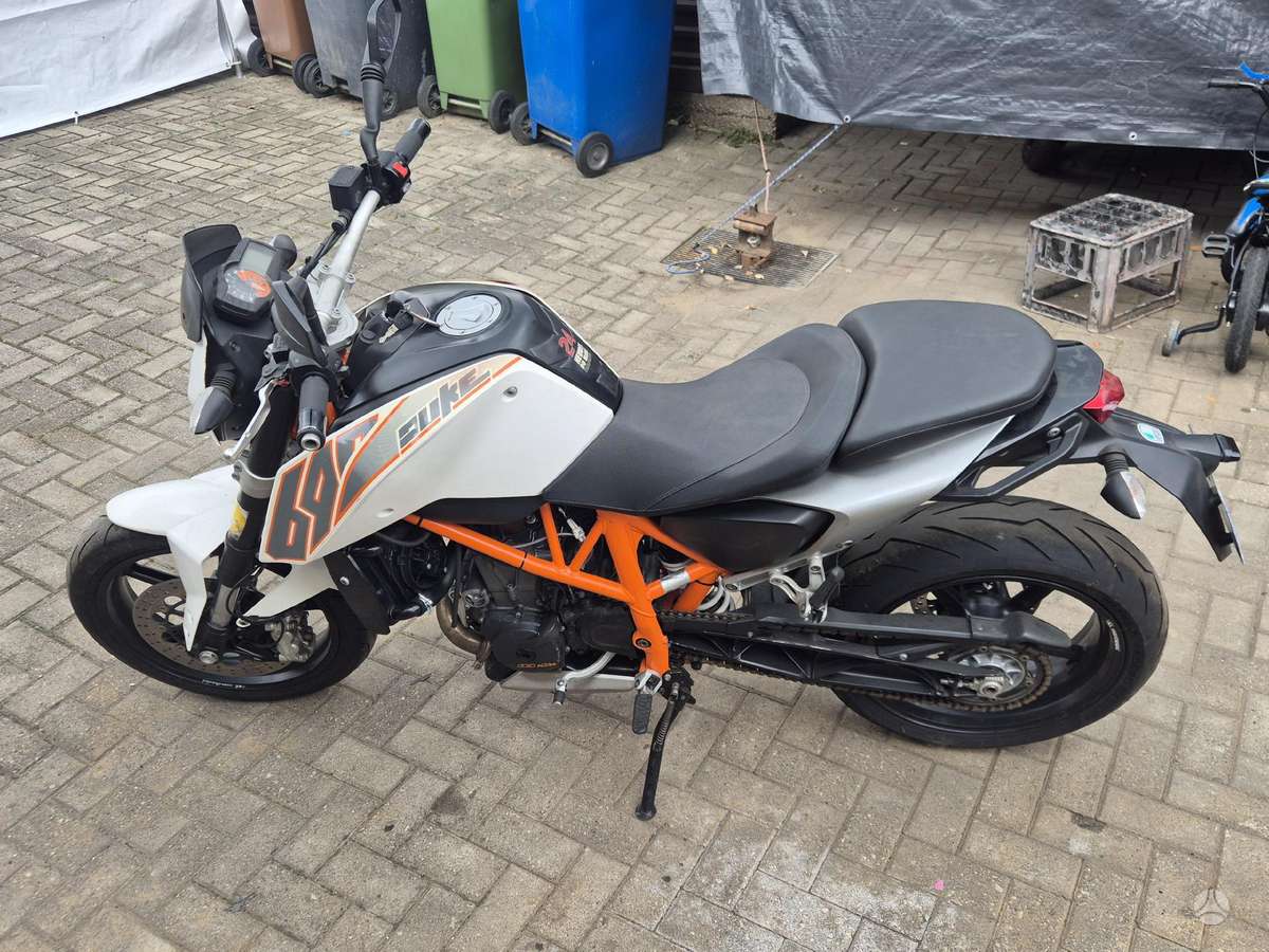 KTM Duke, street / classic