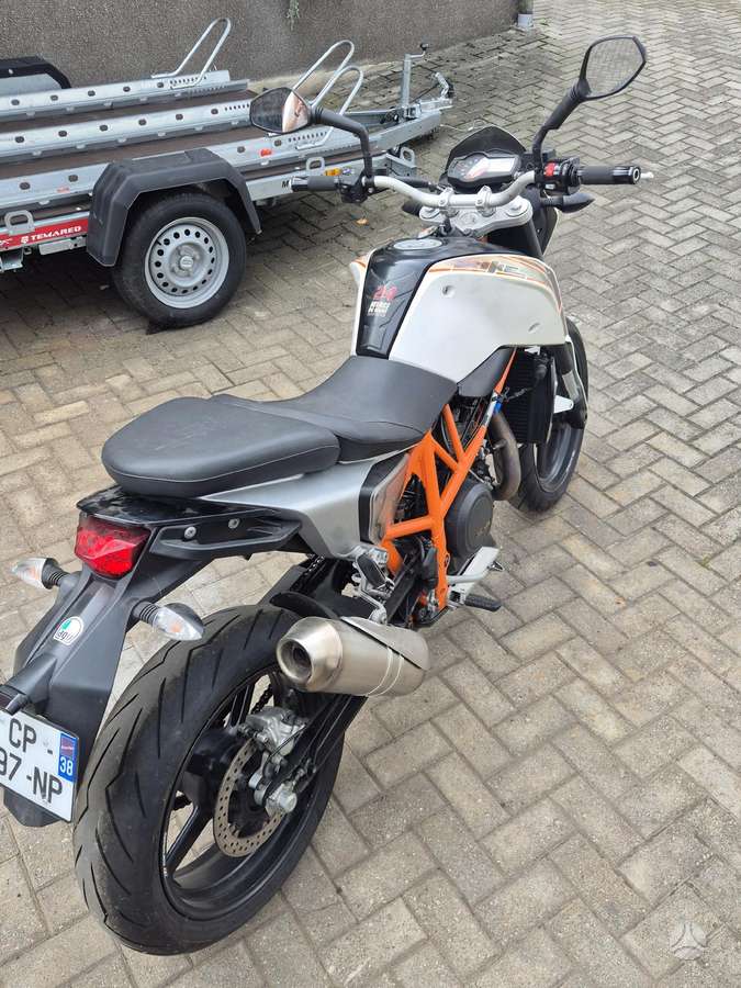 KTM Duke, street / classic