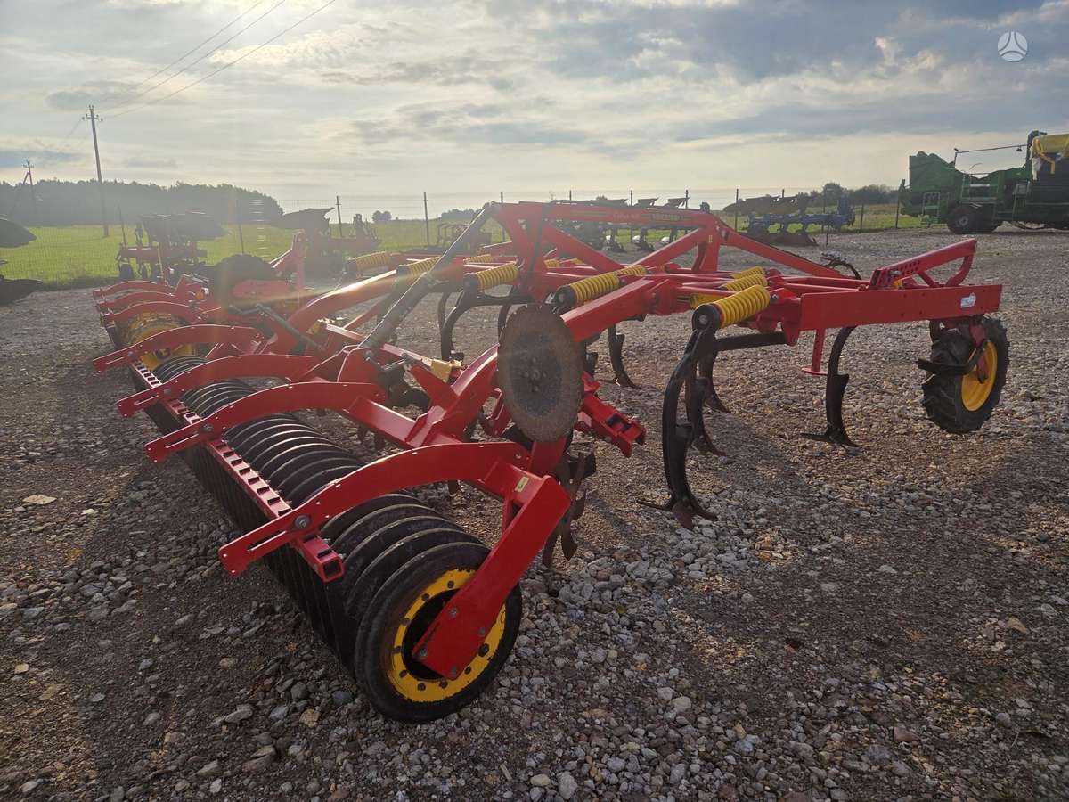 Vaderstad Cultus CS400, scrapers, scrubbers