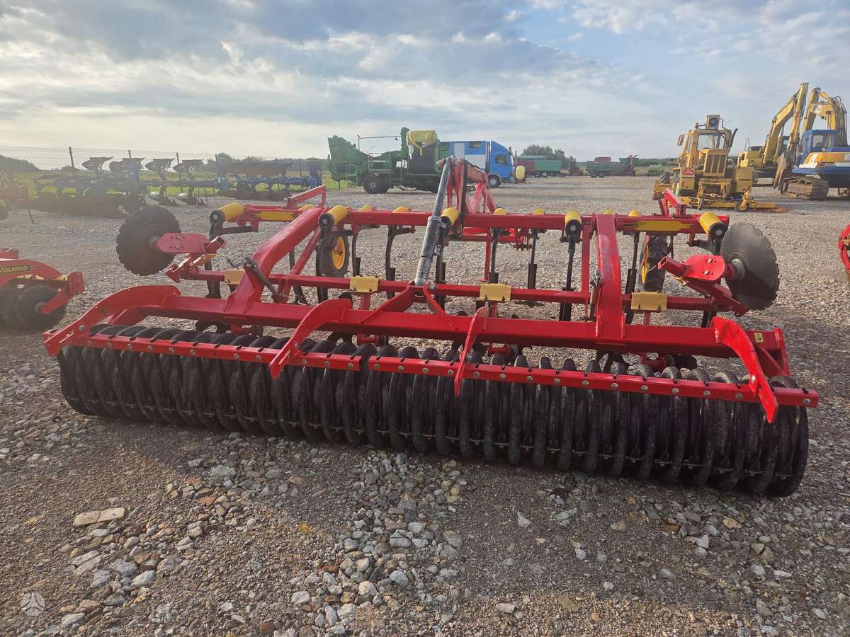Vaderstad Cultus CS400, скребки, скрубберы