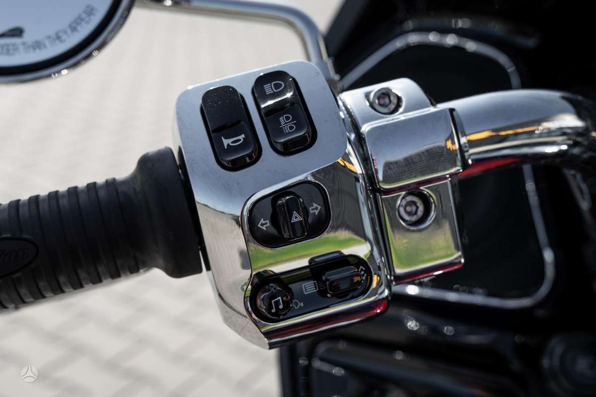 Indian Pursuit, choppers / cruisers / custom