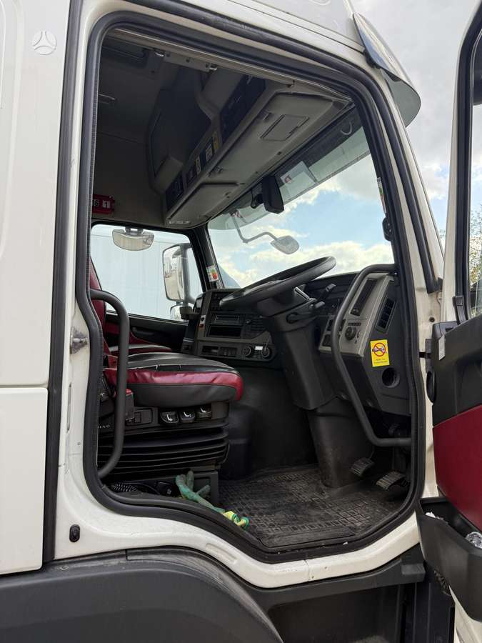 Volvo FM 450 LNG Gas, single sleeper