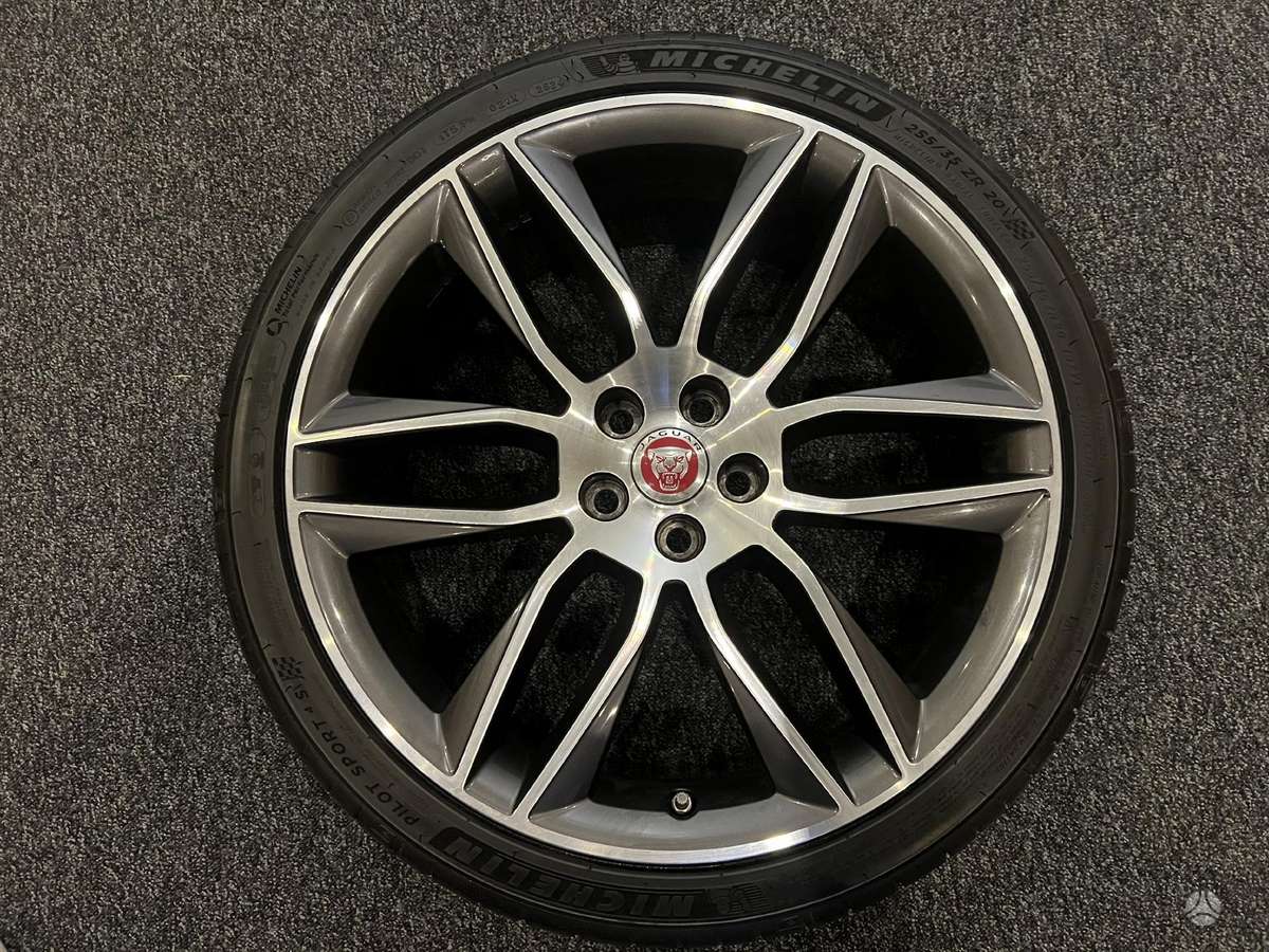 Jaguar, lengvojo lydinio, R20
