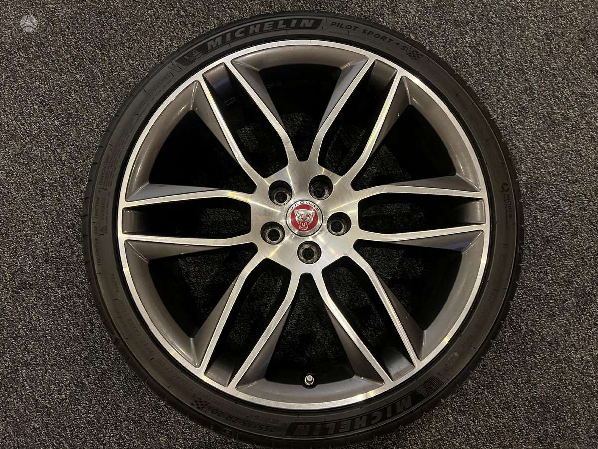 Jaguar, lengvojo lydinio, R20