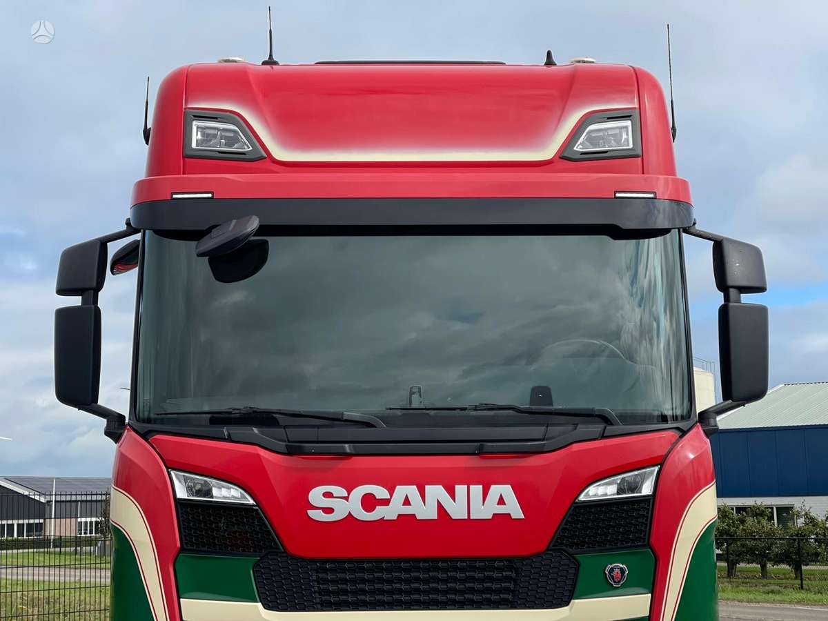 Scania S500, double sleeper