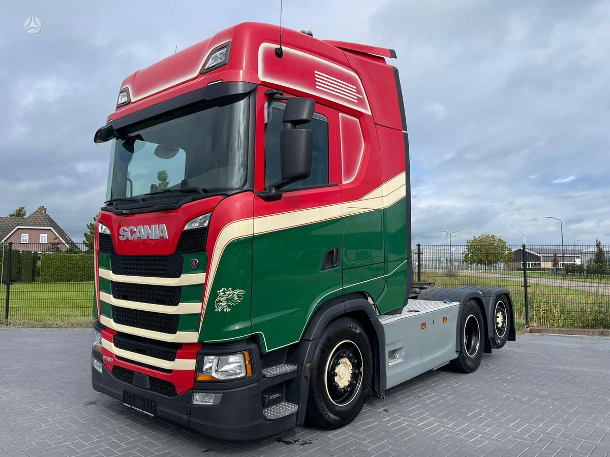 Scania S500, double sleeper