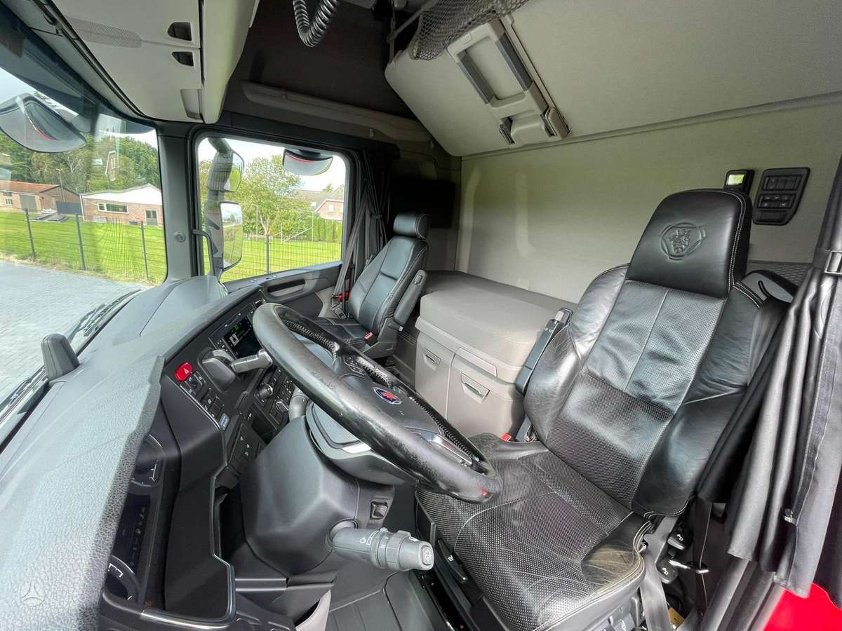 Scania S500, double sleeper
